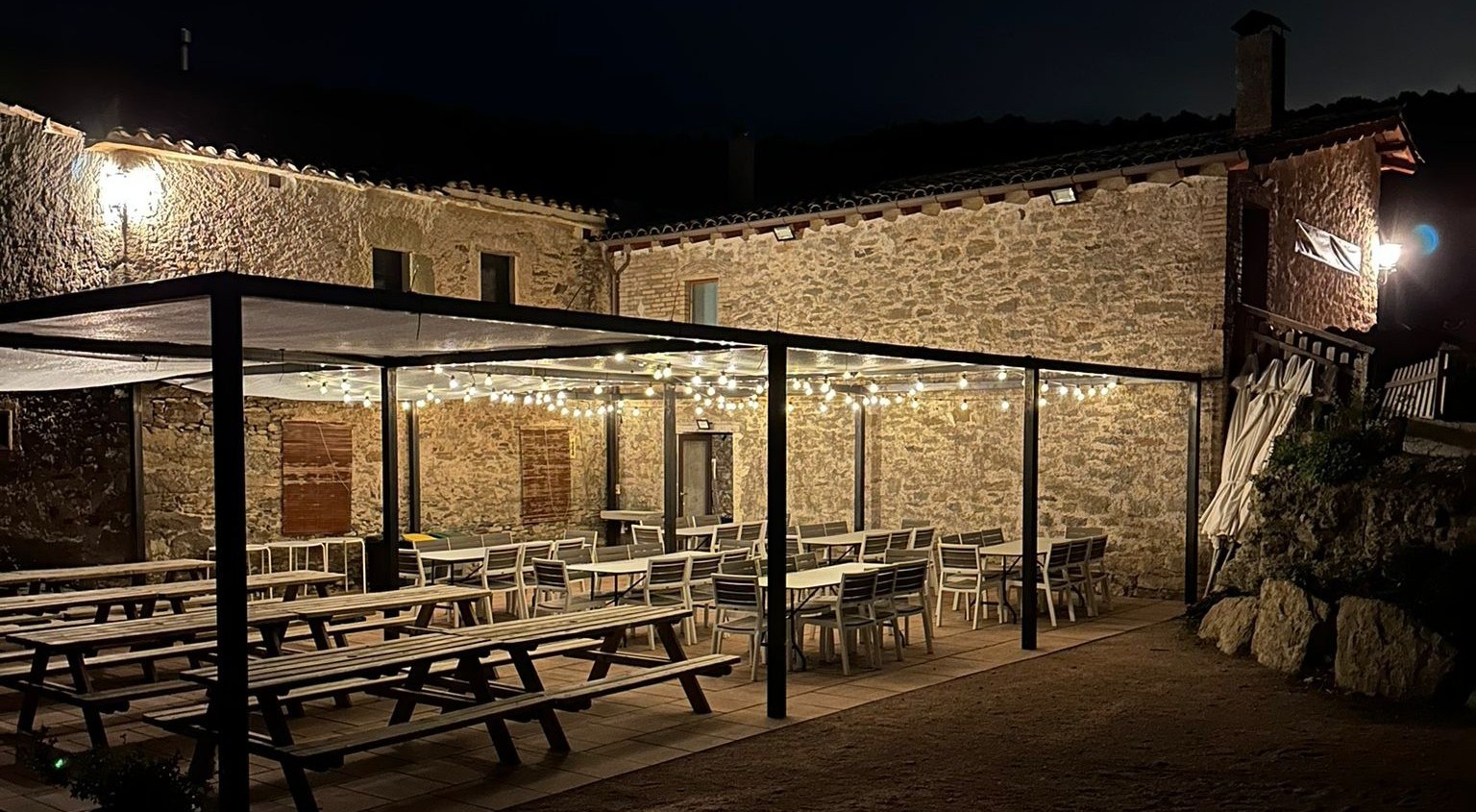 can ton xic, casa de colònies, natura, Tavèrnoles, Osona, activitats escolars, colònies escolars, Barcelona