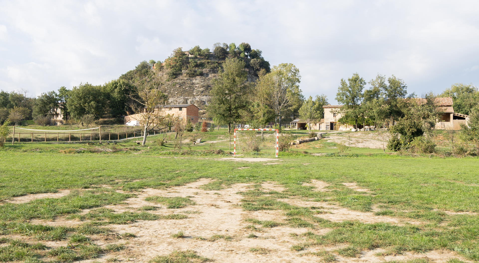 can ton xic, casa de colònies, natura, Tavèrnoles, Osona, activitats escolars, colònies escolars, Barcelona